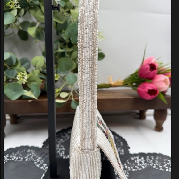 Taxi Beaded Shoulder Bag – Handmade India – NWOT - Picture 4 of 6